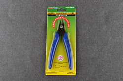 Trumpeter: Model Diagonal Pliers