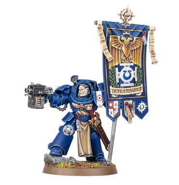 Warhammer 40000: Space Marine Ancient in Terminator Armour