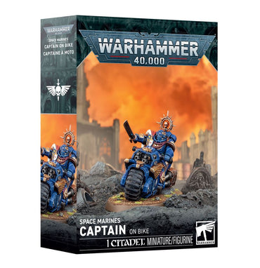 Warhammer 40000: Space Marines Captain On Bike