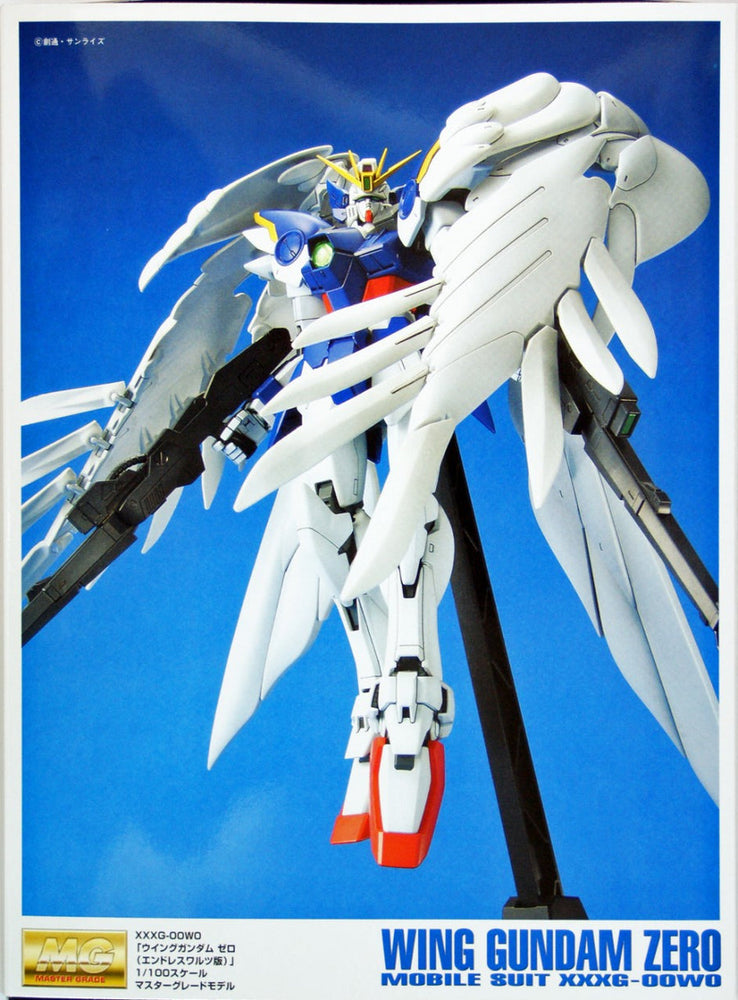 Gundam: Mater Grade 1/100 Gundam Zero Custom