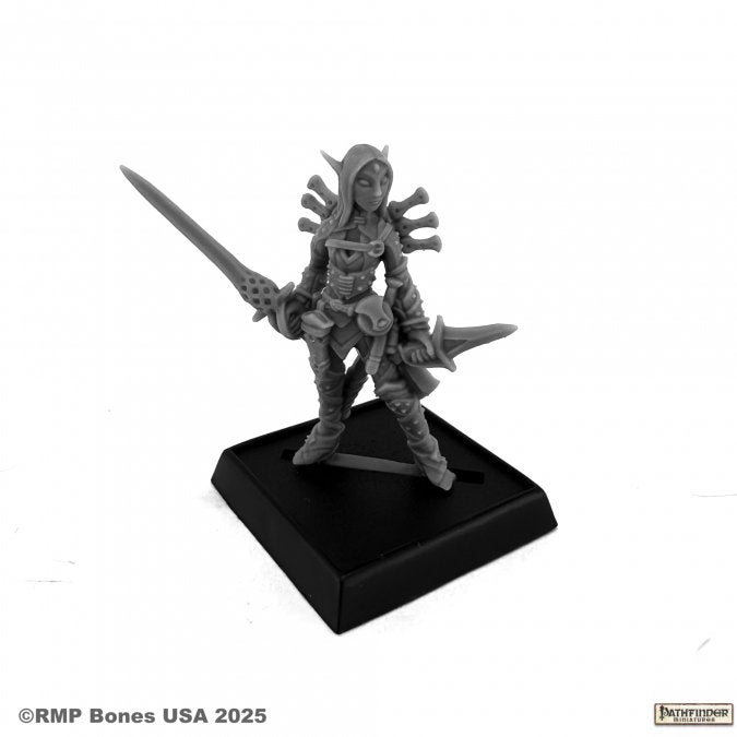 Reaper Miniatures: Pathfinder Bones USA: Merisiel Iconic Elf Rogue