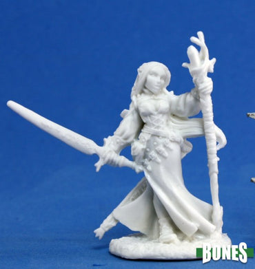 Reaper Bones: Lysette Elf Wizard