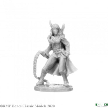 Reaper Bones: Amrielle Female Ranger