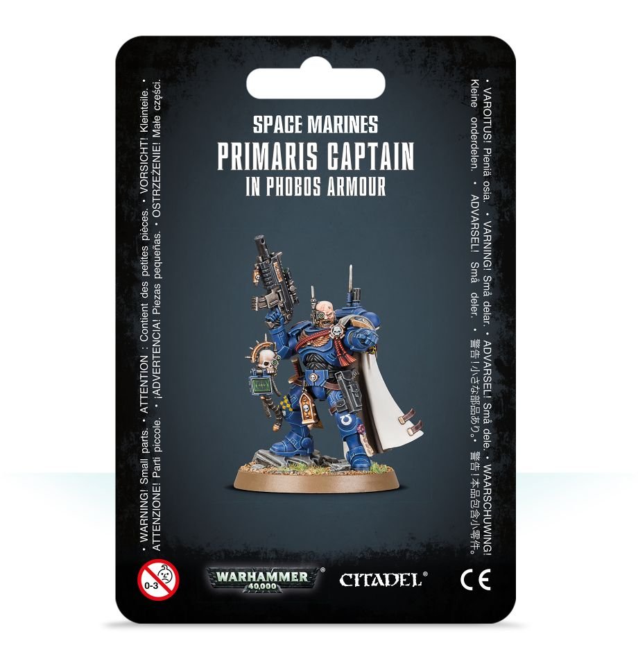 Warhammer 40000: Space Marines Captain in Phobos Armour