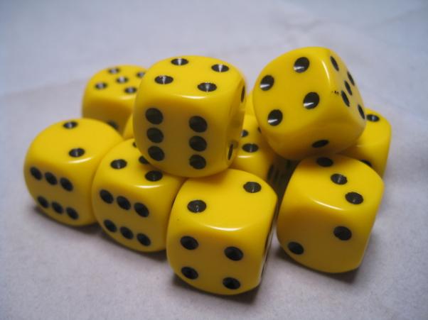 Chessex Dice Sets: Yellow/Black Opaque 16mm d6 (12)