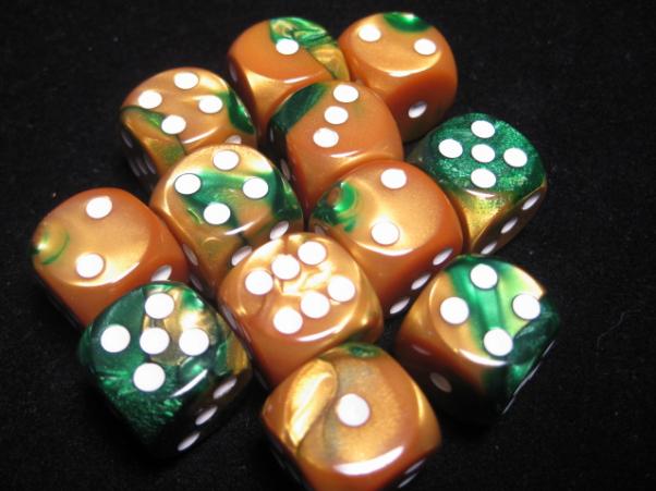 Chessex Dice Sets: Gold-Green/White Gemini 16mm d6 (12)