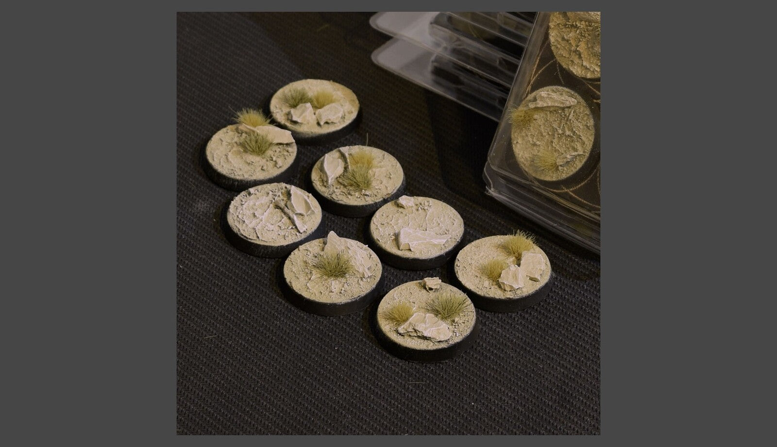 Arid Steppe Bases Round 32mm (x8)